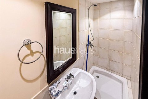 Apartment in Old Town, Dubai 3 bedrooms, 174 sq.m. № 44243 - photo 14