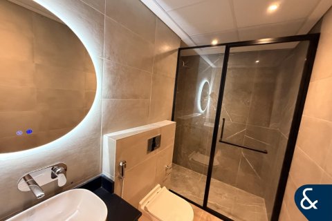 Apartment in Jumeirah Lake Towers, Dubai 1 bedroom, 89 sq.m. № 98750 - photo 12