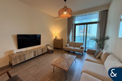 Apartment in Jumeirah Lake Towers, Dubai 2 bedrooms, 124 sq.m. № 98745 - photo 13