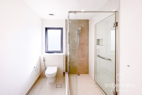 Снять в аренду виллу в Дубай Хилс Эстейт, Дубай: 4 спальни, 210м², № 92929 - фото 14