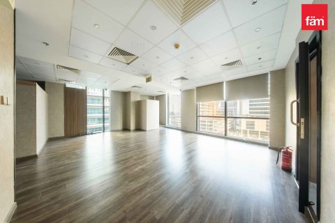 Bureau à Business Bay, Dubai, 213.4 m², № 72276 - photo 2