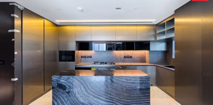Apartment in Business Bay, Dubai 4 bedrooms, 272.9 sq.m. № 67598