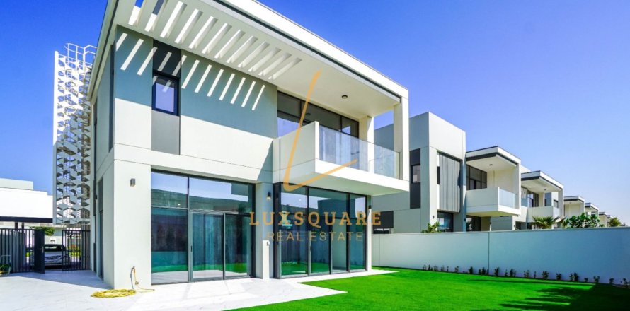 Вилла в Murooj Al Furjan, Al Furjan, Дубай, 4 спальни, 480м², № 99774