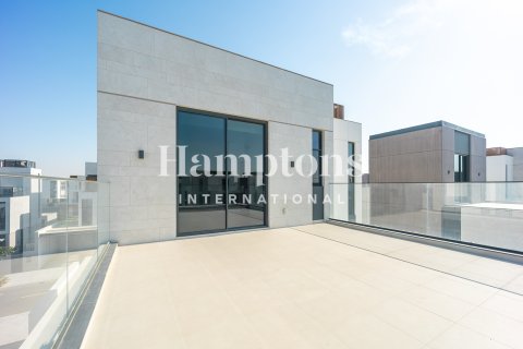 Villa in Arabian Ranches 3, Dubai 4 bedrooms, 447.978 sq.m. № 99749