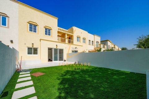 Villa à The Springs, Dubai, 2 chambres, 186 m², № 99772