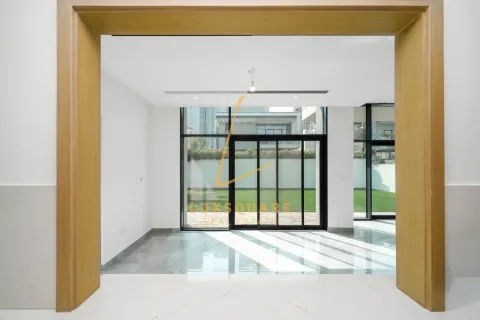 Снять в аренду виллу в Murooj Al Furjan, Al Furjan, Дубай: 4 спальни, 548м², № 99773 - фото 8