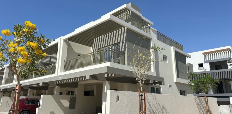 Townhouse in Dubai 3 bedrooms, 163 sq.m. № 24717