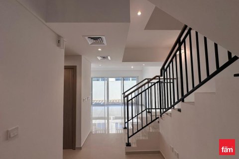 Townhouse in Dubai 3 bedrooms, 163 sq.m. № 24717 - photo 12