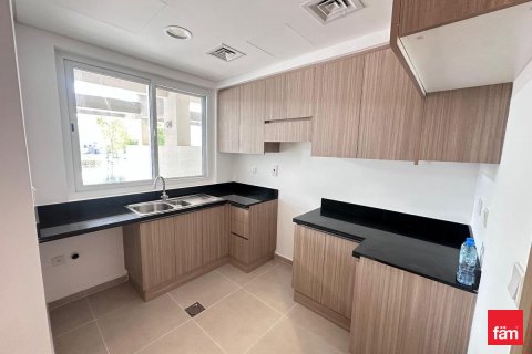 Townhouse in Dubai 3 bedrooms, 163 sq.m. № 24717 - photo 5