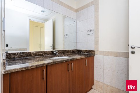 Villa in Dubai 3 bedrooms, 255.4 sq.m. № 52239 - photo 10