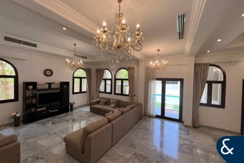 Villa in The Villa, Dubai 5 bedrooms, 508 sq.m. № 91389 - photo 4