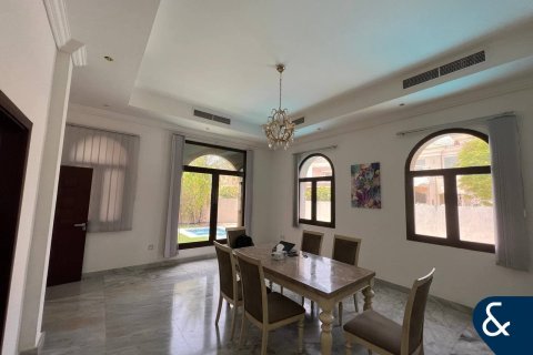 Villa in The Villa, Dubai 5 bedrooms, 508 sq.m. № 91389 - photo 2