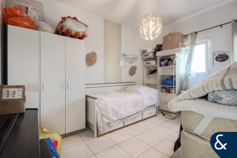 Купить виллу в Maeen, The Lakes, Дубай: 3 спальни, 256м², № 91390 - фото 15