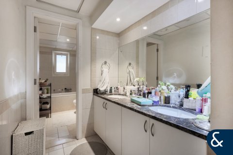 Купить виллу в Maeen, The Lakes, Дубай: 3 спальни, 256м², № 91390 - фото 12