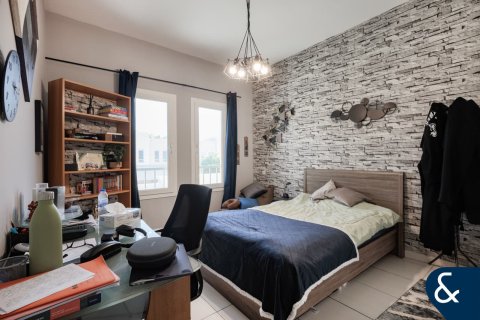 Купить виллу в Maeen, The Lakes, Дубай: 3 спальни, 256м², № 91390 - фото 18