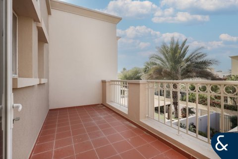 Купить виллу в Maeen, The Lakes, Дубай: 3 спальни, 256м², № 91390 - фото 14