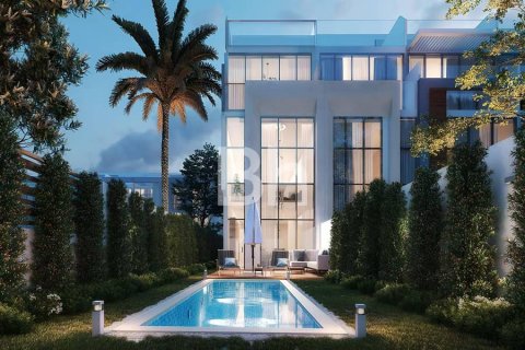 Townhouse in Dubai Investment Park, Dubai 2 bedrooms, 179 sq.m. № 24881 - photo 12