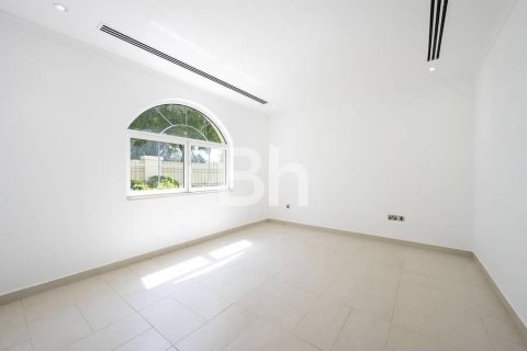 Villa in Jumeirah Park, Dubai 4 bedrooms, 403 sq.m. № 24883 - photo 7