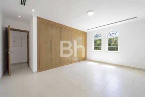 Villa in Jumeirah Park, Dubai 4 bedrooms, 403 sq.m. № 24883 - photo 17