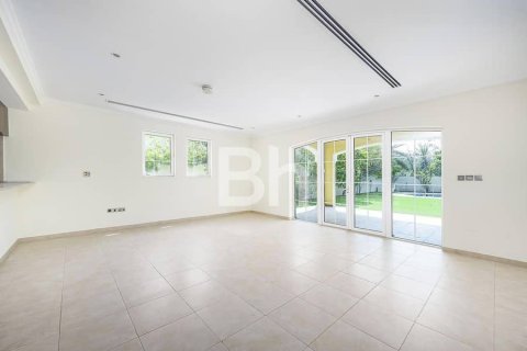Villa in Jumeirah Park, Dubai 4 bedrooms, 403 sq.m. № 24883 - photo 19