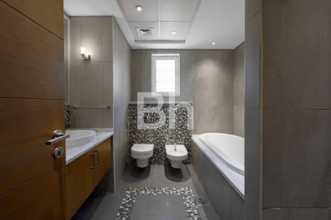 Villa in Jumeirah Park, Dubai 4 bedrooms, 403 sq.m. № 24883 - photo 10