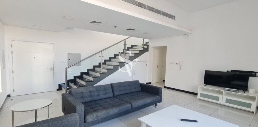 Apartment in CRYSTAL RESIDENCE in Jumeirah Village Circle, Dubai 2 bedrooms, 126 sq.m. № 111321