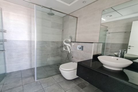 Apartment in CRYSTAL RESIDENCE in Jumeirah Village Circle, Dubai 2 bedrooms, 126 sq.m. № 111321 - photo 10