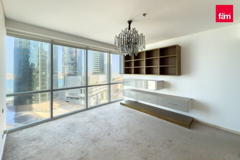 Apartment in Dubai 3 bedrooms, 207.1 sq.m. № 23213 - photo 5