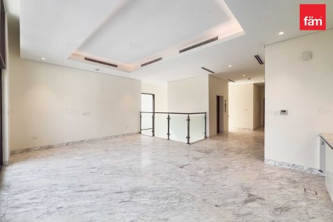 Снять в аренду виллу в Дубае: 4 спальни, 627м², № 60353 - фото 17