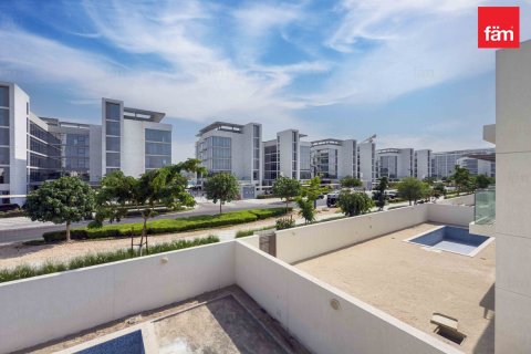 Снять в аренду виллу в Дубае: 4 спальни, 627м², № 60353 - фото 25