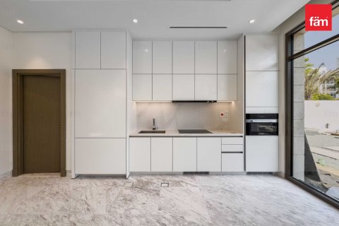 Снять в аренду виллу в Дубае: 4 спальни, 627м², № 60353 - фото 3