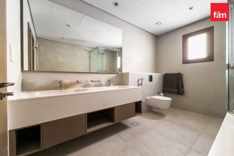 Снять в аренду виллу в Дубае: 4 спальни, 627м², № 60353 - фото 10