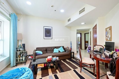 Apartment in Jumeirah Lake Towers, Dubai 2 bedrooms, 64.1 sq.m. № 42600 - photo 3