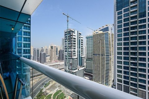 Apartment in Jumeirah Lake Towers, Dubai 2 bedrooms, 64.1 sq.m. № 42600 - photo 10