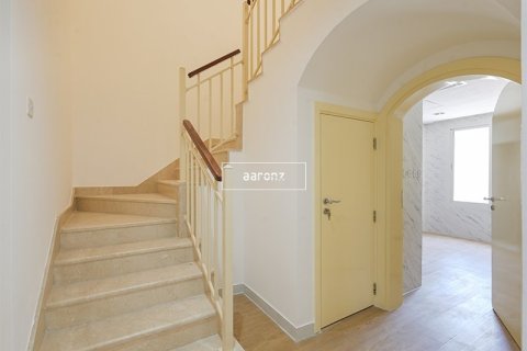 Villa in The Springs, Dubai 3 bedrooms, 367.1 sq.m. № 42583 - photo 5