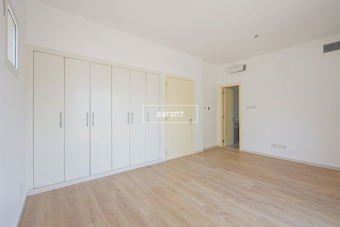 Villa in The Springs, Dubai 3 bedrooms, 367.1 sq.m. № 42583 - photo 3