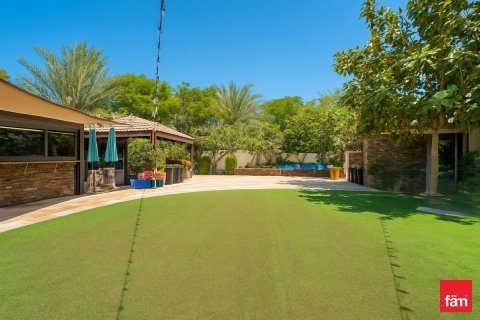 Villa in Jumeirah Park, Dubai 3 bedrooms, 679.9 sq.m. № 59541 - photo 3