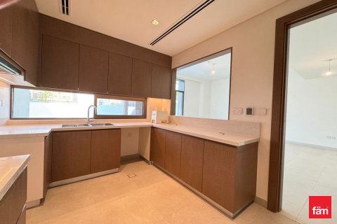 Villa in Al Furjan, Dubai 4 bedrooms, 360 sq.m. № 59543 - photo 7