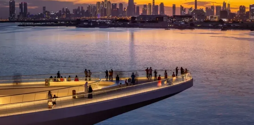 Apartment in Dubai Healthcare City, Dubai studio, 68 sq.m. № 74361