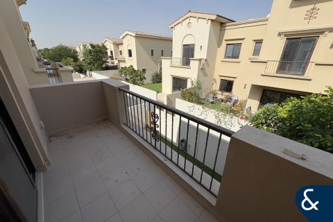 Villa in Reem, Dubai 3 bedrooms, 216 sq.m. № 76254 - photo 9