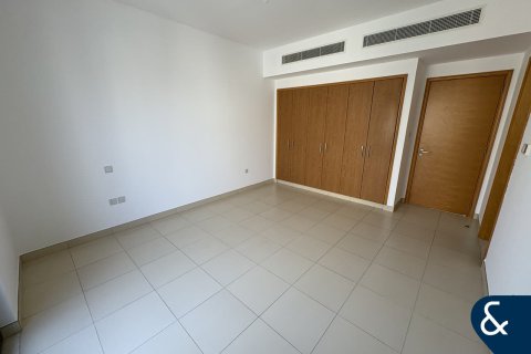 Villa in Reem, Dubai 3 bedrooms, 216 sq.m. № 76254 - photo 7