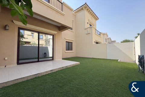 Villa in Reem, Dubai 3 bedrooms, 216 sq.m. № 76254 - photo 12