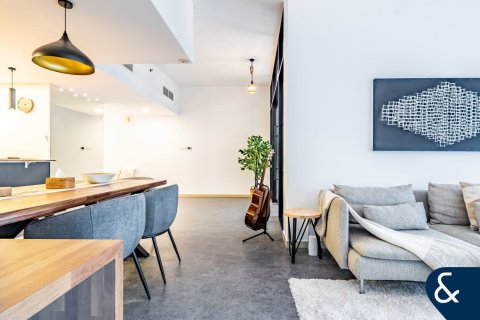 Apartment in Jumeirah Lake Towers, Dubai 1 bedroom, 139 sq.m. № 76244 - photo 20