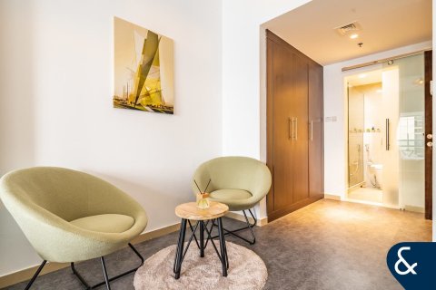 Apartment in Jumeirah Lake Towers, Dubai 1 bedroom, 139 sq.m. № 76244 - photo 4