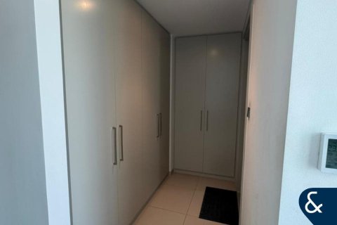 Villa in Sun, Arabian Ranches 3, Dubai 3 bedrooms, 129 sq.m. № 76253 - photo 6