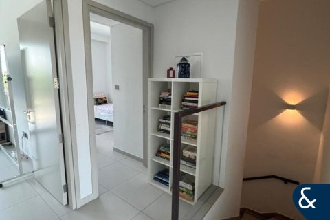 Villa in Sun, Arabian Ranches 3, Dubai 3 bedrooms, 129 sq.m. № 76253 - photo 8