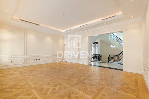 Villa in Al Wasl, Dubai 7 bedrooms, 1372 sq.m. № 20054 - photo 9
