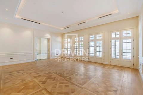 Villa in Al Wasl, Dubai 7 bedrooms, 1372 sq.m. № 20054 - photo 7