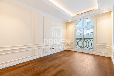 Villa in Al Wasl, Dubai 7 bedrooms, 1372 sq.m. № 20054 - photo 10
