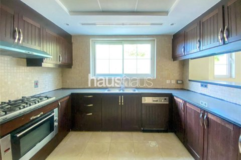 Villa à Legacy, Jumeirah Park, Dubai, 3 chambres, 285 m², № 44897 - photo 4